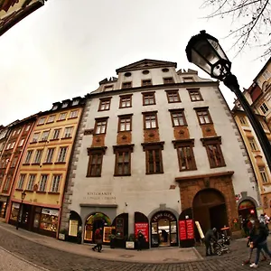 Homer - Old Town Square 호스텔